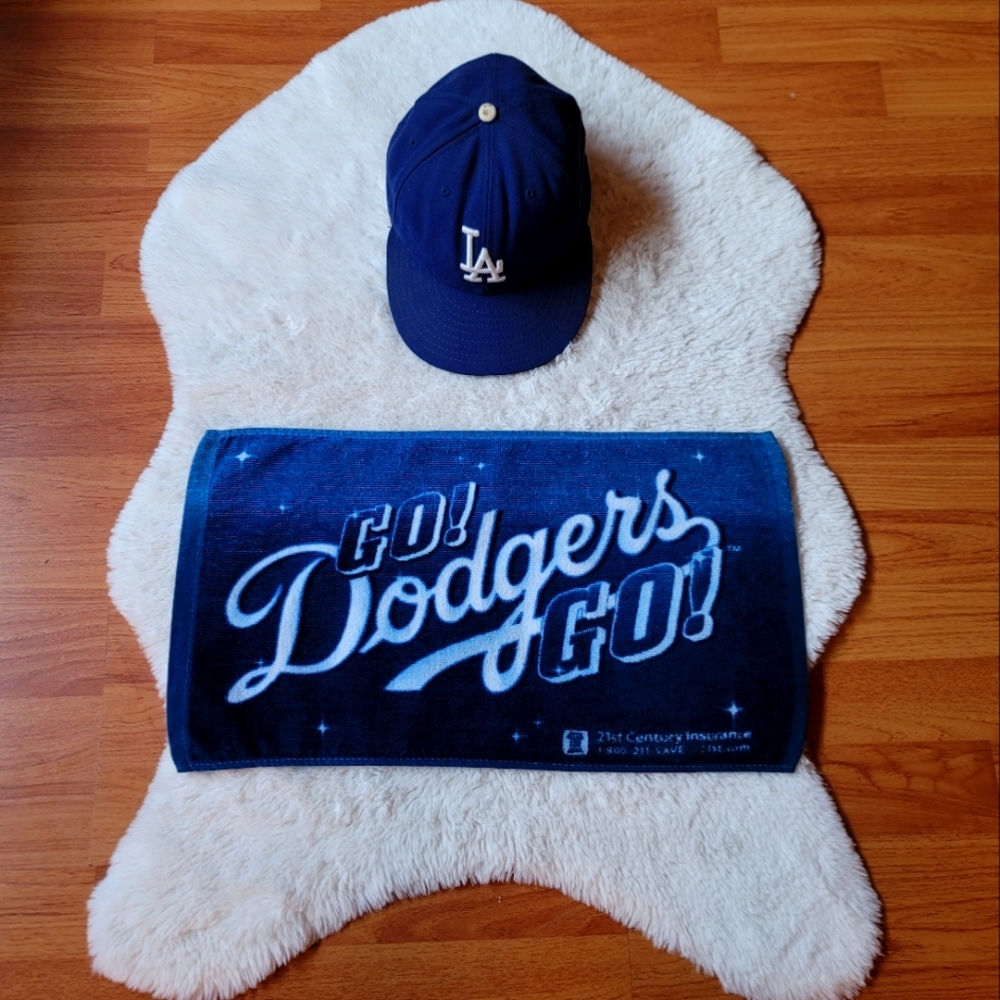 Dodgers Baseball Official On Field New Era 59Fifty Cap & Rally Towel BUNDLE